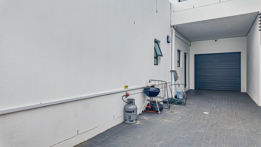 4 Bedroom Property for Sale in Sandown Western Cape